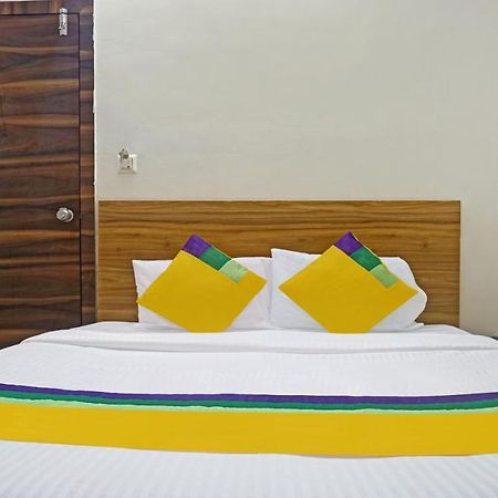 Itsy Hotels Ay Plus Hotels Kharadi ภายนอก รูปภาพ