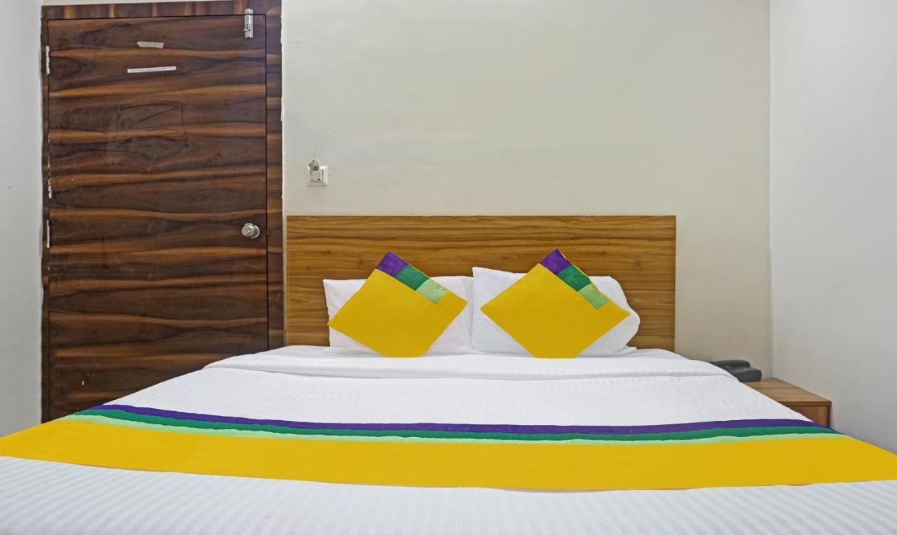 Itsy Hotels Ay Plus Hotels Kharadi ภายนอก รูปภาพ